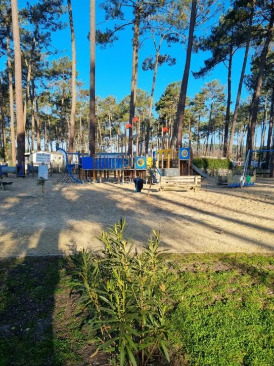 Mobil-Home Les Dunes De Contis Saint-Julien-en-Born Ngoại thất bức ảnh